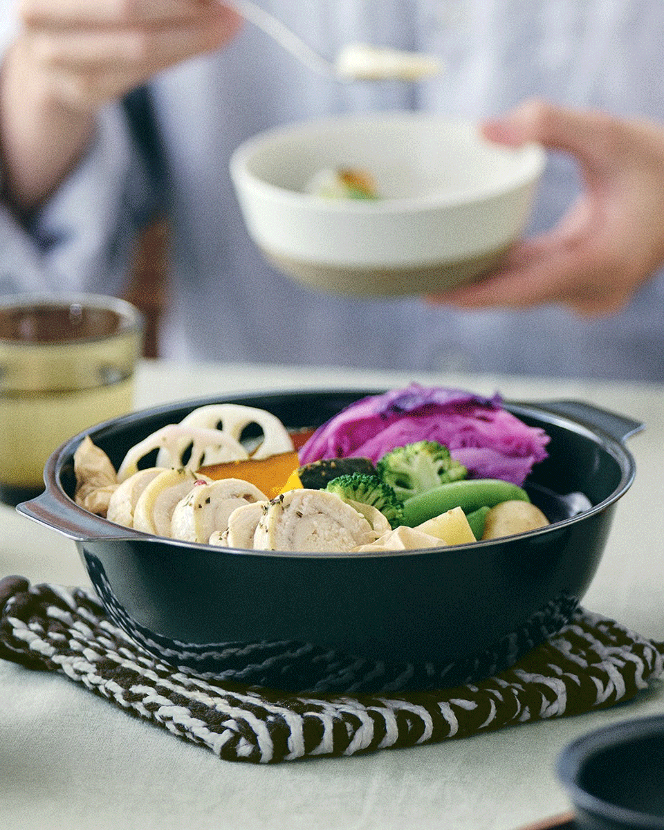 Kinto KAKOMI IH-Emaille-Topf 2L Holzkohle